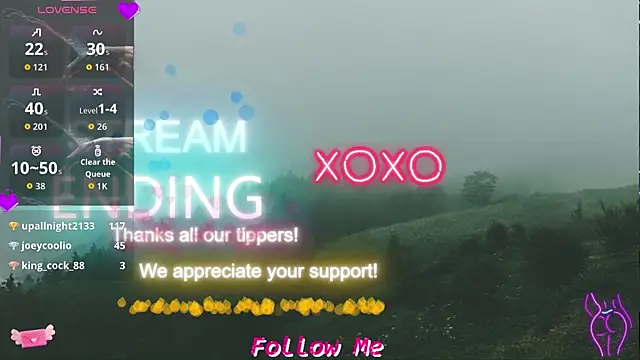 Snapshot of QueenYsuRey chatting on 23, 10, 2025 QueenYsuRey online show from 23, 10, 2025