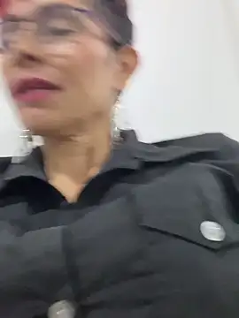 MireyaTorresGu online show from 19, 2, 2025