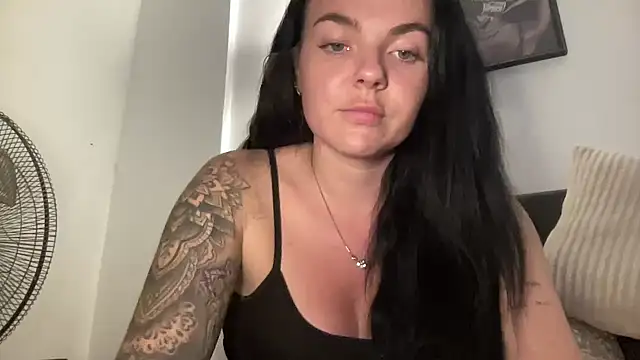 Snapshot of yorkshiregal chatting on 12, 10, 2025 yorkshiregal online show from 12, 10, 2025