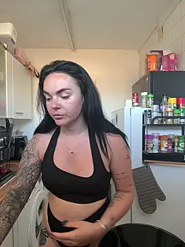yorkshiregal online show from 9, 6, 2026
