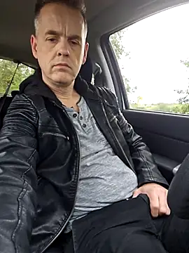 Hectorthyssen1 online show from 17, 10, 2025