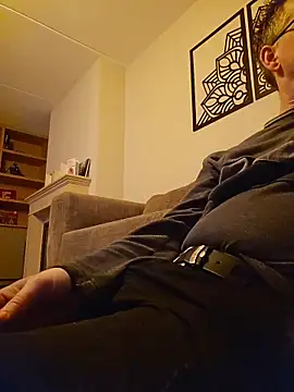 Snapshot of Hectorthyssen1 chatting on 4, 2, 2026 Hectorthyssen1 online show from 4, 2, 2026