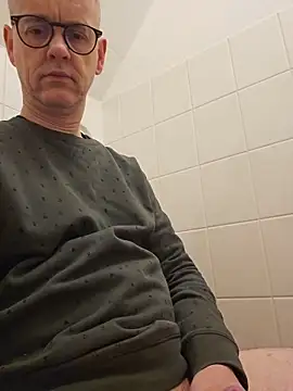 Snapshot of Hectorthyssen1 chatting on 9, 2, 2026 Hectorthyssen1 online show from 9, 2, 2026