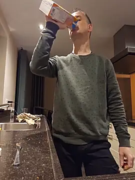 Snapshot of Hectorthyssen1 chatting on 11, 2, 2026 Hectorthyssen1 online show from 11, 2, 2026