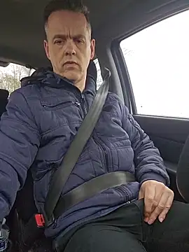 Snapshot of Hectorthyssen1 chatting on 2, 4, 2026 Hectorthyssen1 online show from 2, 4, 2026