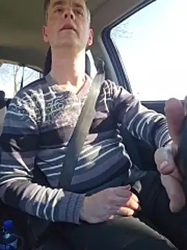 Snapshot of Hectorthyssen1 chatting on 15, 4, 2026 Hectorthyssen1 online show from 15, 4, 2026