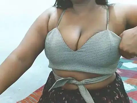 queen cute online show from 18, 4, 2026