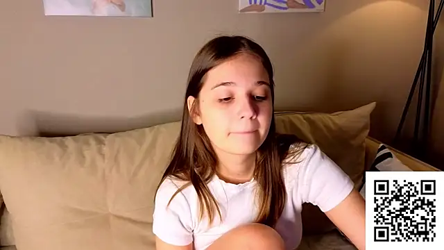 Snapshot of Leela_sun chatting on 7, 11, 2025 Leela sun online show from 7, 11, 2025