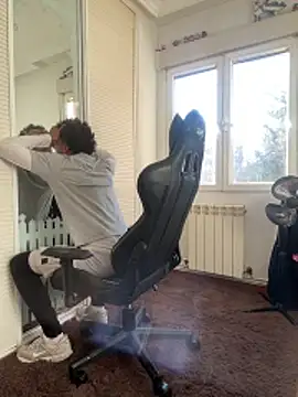 Ryan-hot online show from 15, 4, 2026