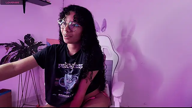 Snapshot of Elektra_williams chatting on 6, 3, 2025 Elektra williams online show from 6, 3, 2025
