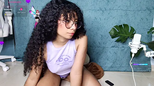 Snapshot of Elektra_williams chatting on 3, 10, 2025 Elektra williams online show from 3, 10, 2025