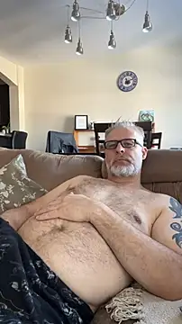 Snapshot of Silverfoxxx-73 chatting on 1, 2, 2025 Silverfoxxx-73 online show from 1, 2, 2025