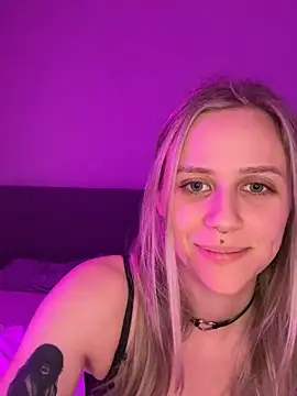 Snapshot of lunawolf21 chatting on 16, 1, 2025 lunawolf21 online show from 16, 1, 2025