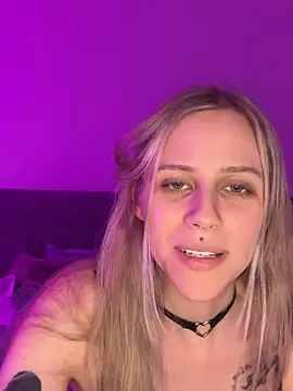 Snapshot of lunawolf21 chatting on 18, 1, 2025 lunawolf21 online show from 18, 1, 2025