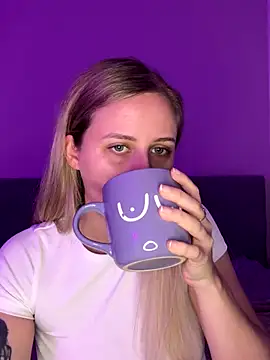 lunawolf21 online show from 16, 12, 2025