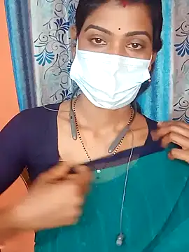 Snapshot of sexy_janu25 chatting on 10, 3, 2025 sexy janu25 online show from 10, 3, 2025