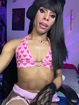 Snapshot of Diana_2003 chatting on 26, 10, 2025 Diana 2003 online show from 26, 10, 2025