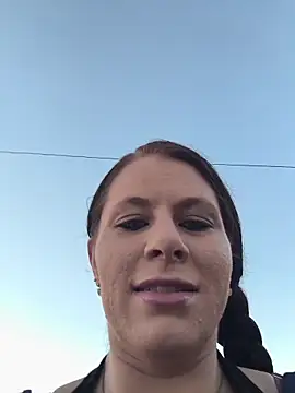 HotMessStilltheBest online show from 2, 11, 2025