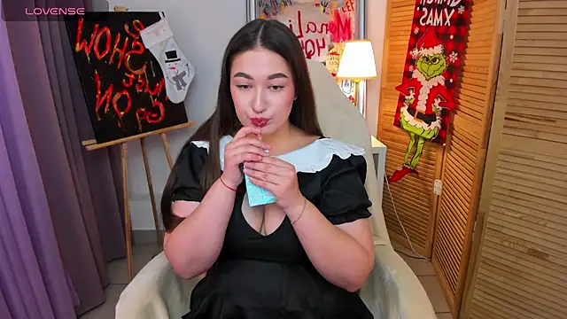 Snapshot of Aria_Blisss chatting on 19, 12, 2024 Aria Blisss online show from 19, 12, 2024