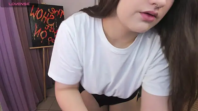 Snapshot of Aria_Blisss chatting on 12, 2, 2025 Aria Blisss online show from 12, 2, 2025