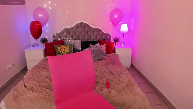Snapshot of Aria_Blisss chatting on 13, 2, 2025 Aria Blisss online show from 13, 2, 2025