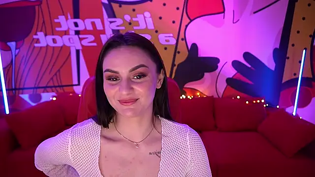 Snapshot of MilashaLovely chatting on 4, 2, 2025 MilashaLovely online show from 4, 2, 2025