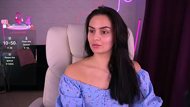 Snapshot of MilashaLovely chatting on 19, 12, 2025 MilashaLovely online show from 19, 12, 2025