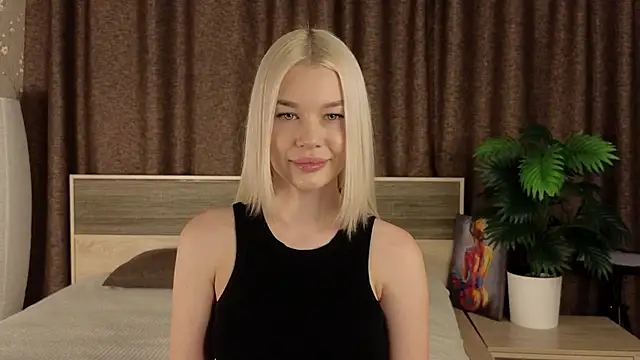 Snapshot of Lolly_Lika chatting on 4, 12, 2024 Lolly Lika online show from 4, 12, 2024
