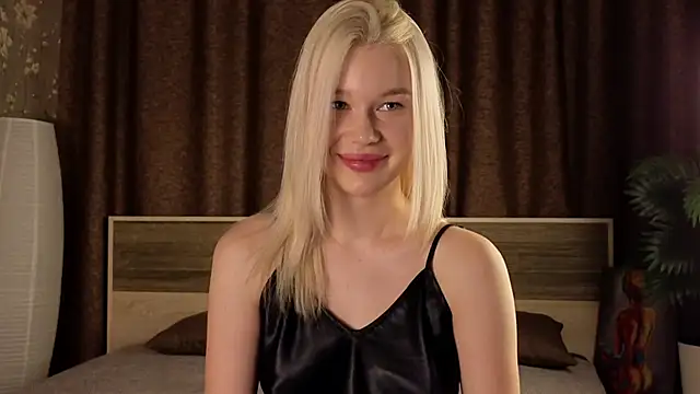 Snapshot of Lolly_Lika chatting on 5, 12, 2024 Lolly Lika online show from 5, 12, 2024