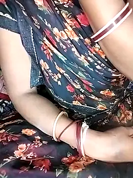 Snapshot of kumarigirl chatting on 28, 10, 2025 kumarigirl online show from 28, 10, 2025