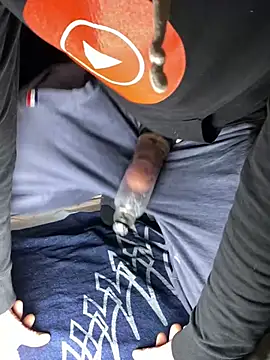 Gilgamesch1704 online show from 4, 1, 2025