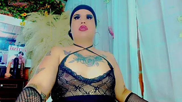 Snapshot of nauthyvalentina chatting on 28, 3, 2026 nauthyvalentina online show from 28, 3, 2026