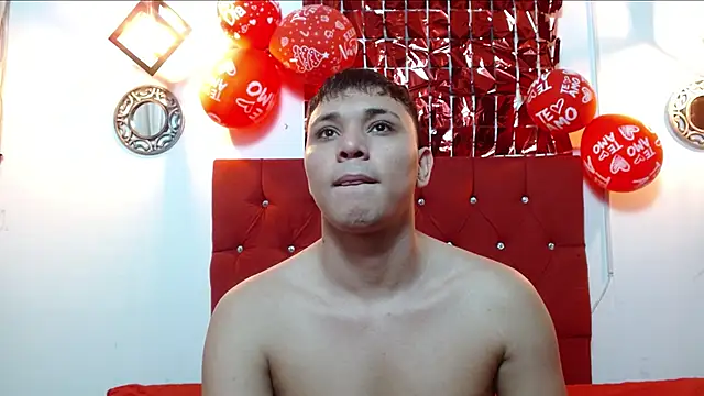 couple lovelyds online show from 20, 2, 2025