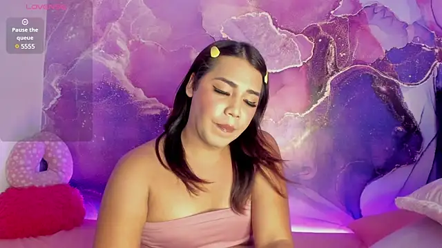 mishelbubblee online show from 3, 2, 2025