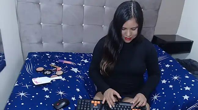 stephanieross202cl online show from 7, 1, 2025