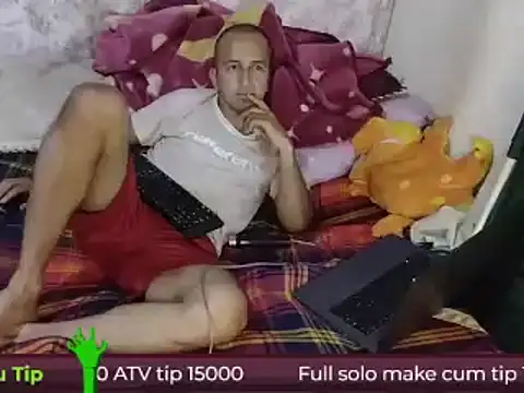 Snapshot of yazforeSolo chatting on 6, 3, 2025 yazforeSolo online show from 6, 3, 2025