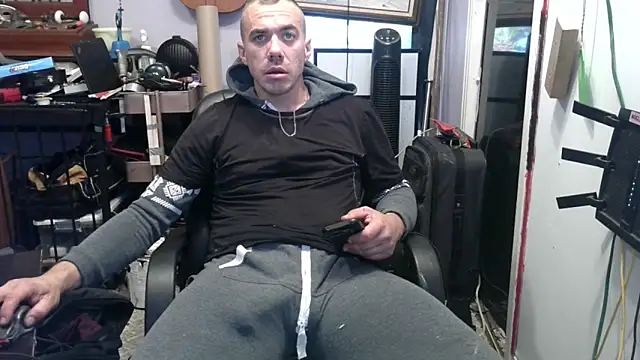 ScubaStevex online show from 7, 11, 2025