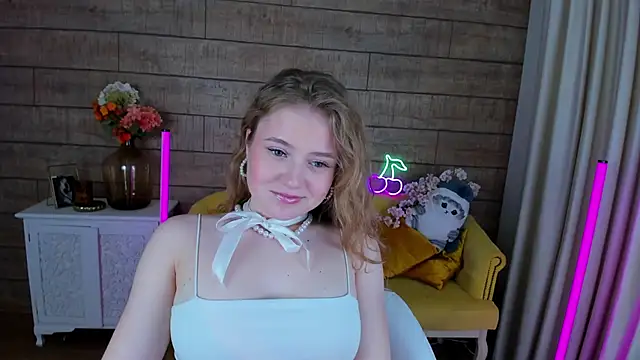 SelinSwarovski online show from 28, 1, 2025