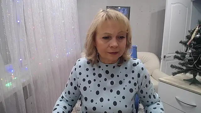 Milla Cutie18 online show from 9, 12, 2024