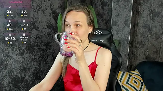Lillian White online show from 12, 5, 2026