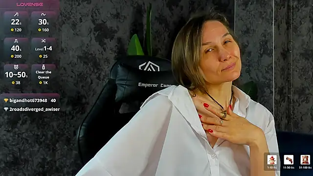 Lillian White online show from 15, 5, 2026