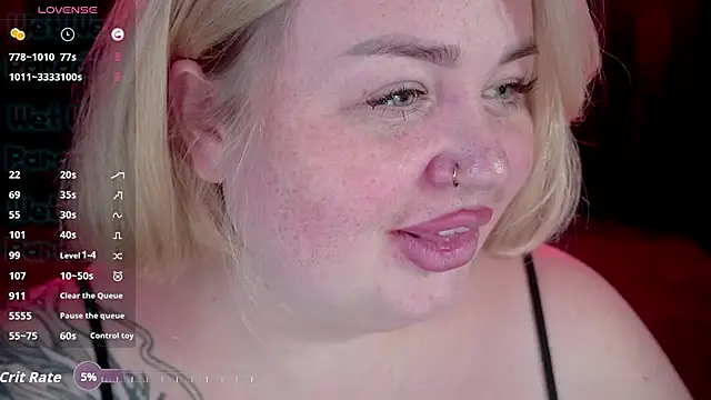 ZaraReignn online show from 16, 11, 2025