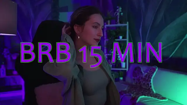 Snapshot of LuxRayi chatting on 6, 1, 2026 LuxRayi online show from 6, 1, 2026