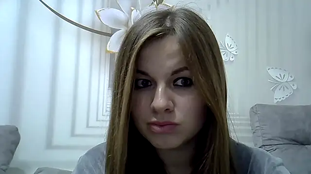 Snapshot of TinaFun4u chatting on 5, 1, 2025 TinaFun4u online show from 5, 1, 2025