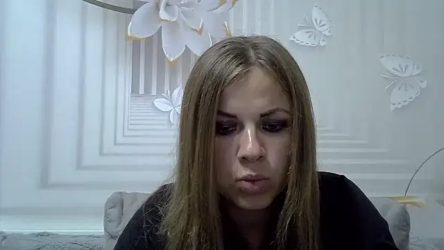 Snapshot of TinaFun4u chatting on 13, 9, 2025 TinaFun4u online show from 13, 9, 2025