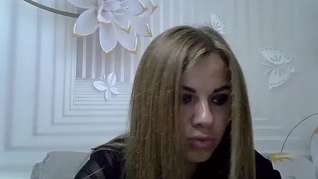 Snapshot of TinaFun4u chatting on 22, 9, 2025 TinaFun4u online show from 22, 9, 2025