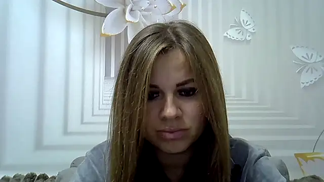 Snapshot of TinaFun4u chatting on 17, 10, 2025 TinaFun4u online show from 17, 10, 2025