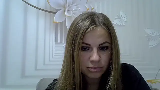 Snapshot of TinaFun4u chatting on 20, 10, 2025 TinaFun4u online show from 20, 10, 2025
