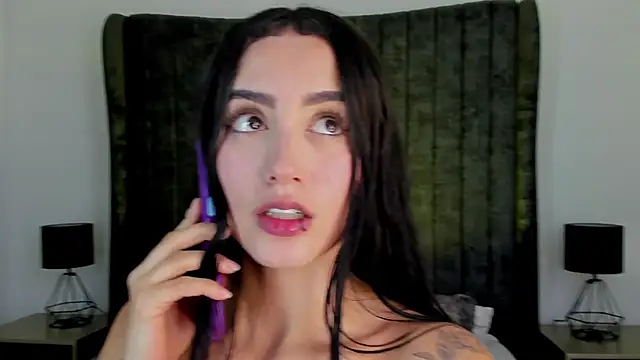 Snapshot of NataGarcia chatting on 17, 12, 2024 NataGarcia online show from 17, 12, 2024