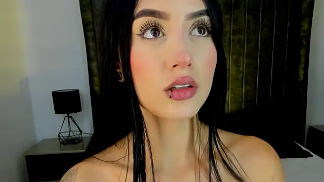 Snapshot of NataGarcia chatting on 3, 1, 2025 NataGarcia online show from 3, 1, 2025